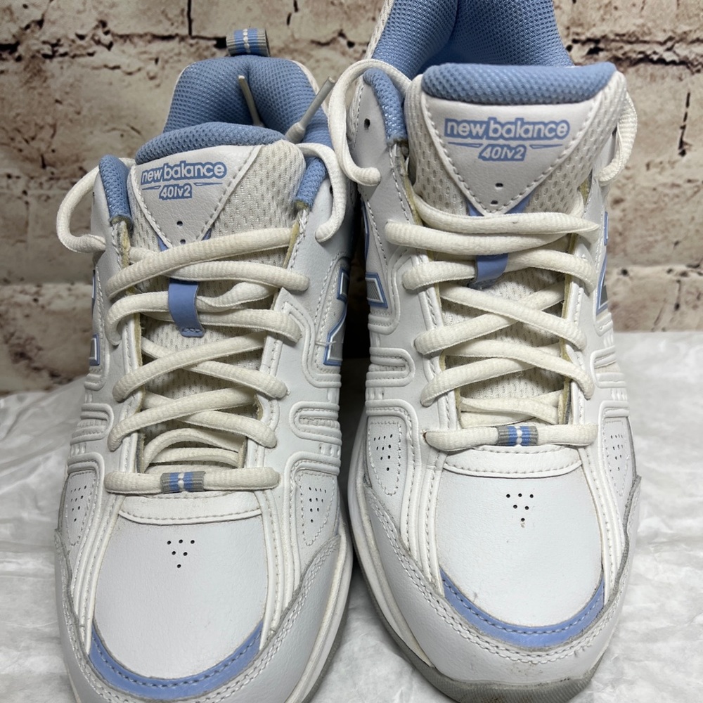 New Balance Running Shoes Women Size 8.5 Sneakers WX401V2W